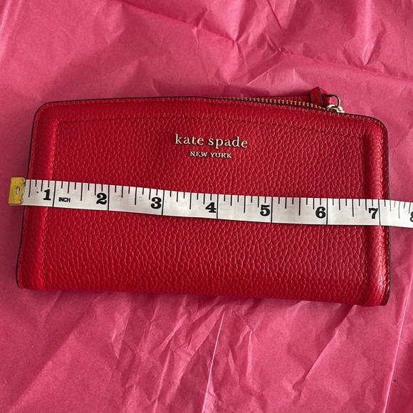 NWT Red Kate spade Clutch. - Picture 9 of 13